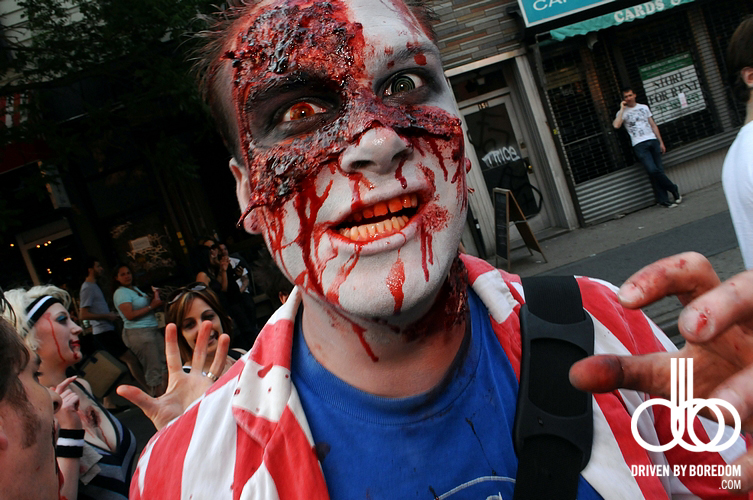 brooklyn-zombie-crawl-128.JPG