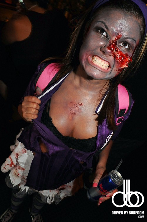 brooklyn-zombie-crawl-4.JPG