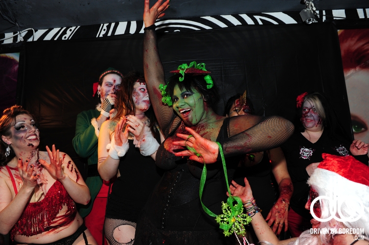 christmas-zombie-pageant-160.JPG