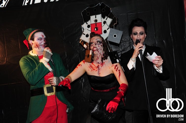 christmas-zombie-pageant-21.JPG