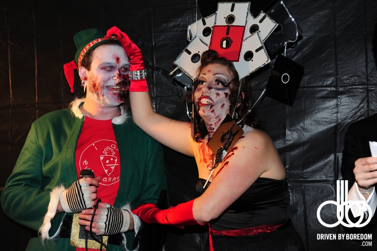 christmas-zombie-pageant-22.JPG