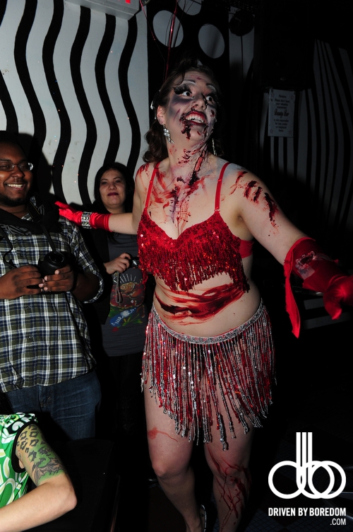 christmas-zombie-pageant-58.JPG