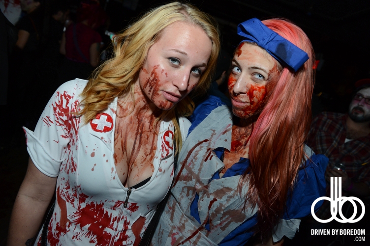 new-york-zombie-crawl-222.JPG