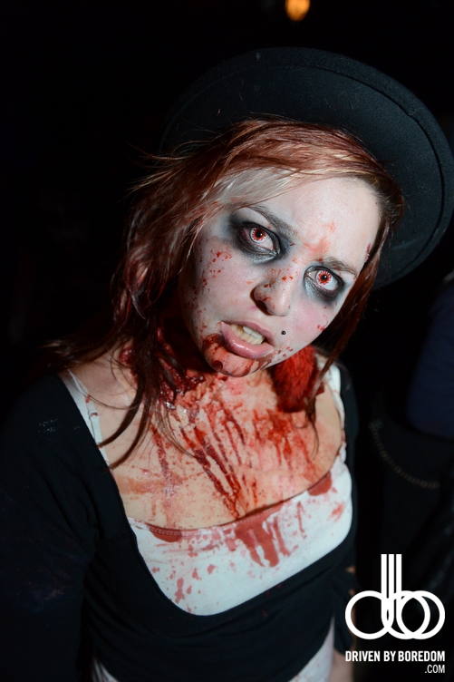 new-york-zombie-crawl-228.JPG