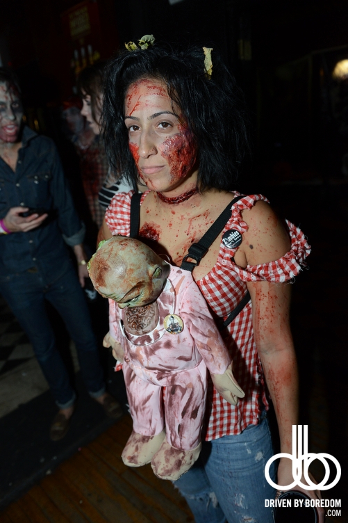 new-york-zombie-crawl-242.JPG