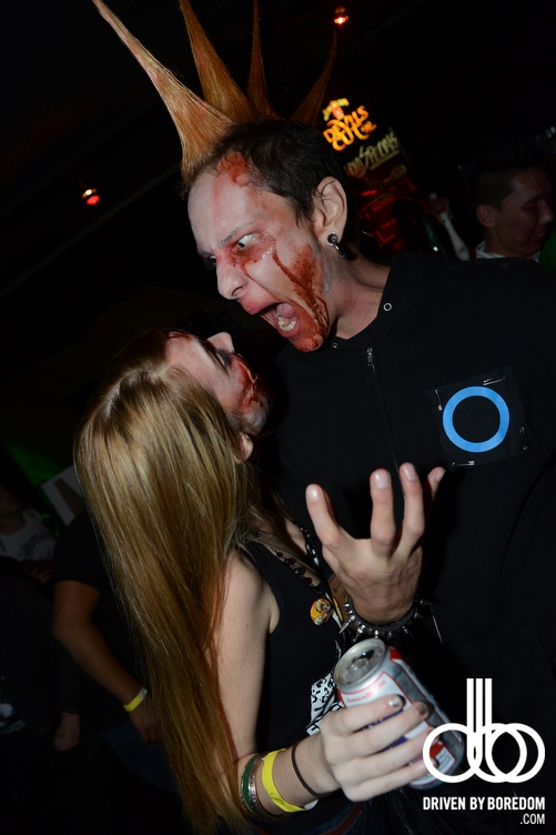 new-york-zombie-crawl-254.JPG