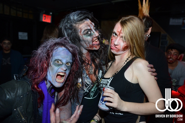 new-york-zombie-crawl-263.JPG