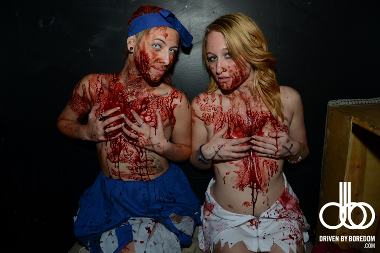 new-york-zombie-crawl-319.JPG