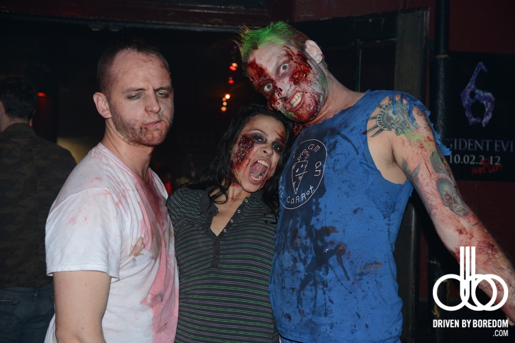 new-york-zombie-crawl-393.JPG