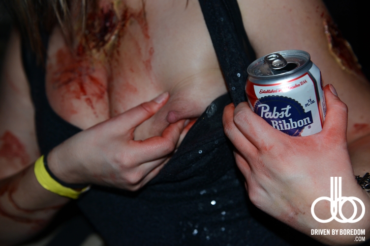 new-york-zombie-crawl-396.JPG