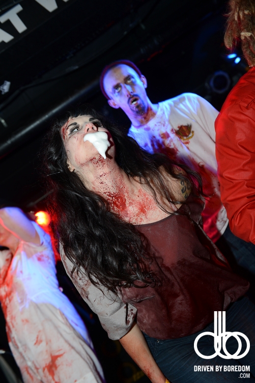 new-york-zombie-crawl-416.JPG