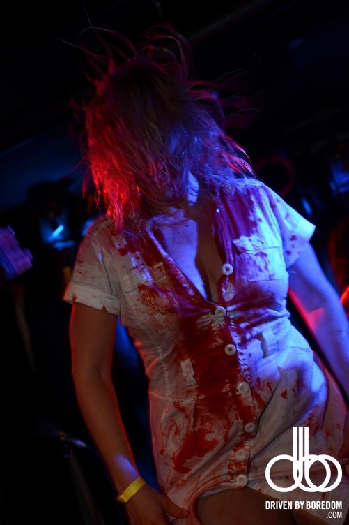 new-york-zombie-crawl-420.JPG